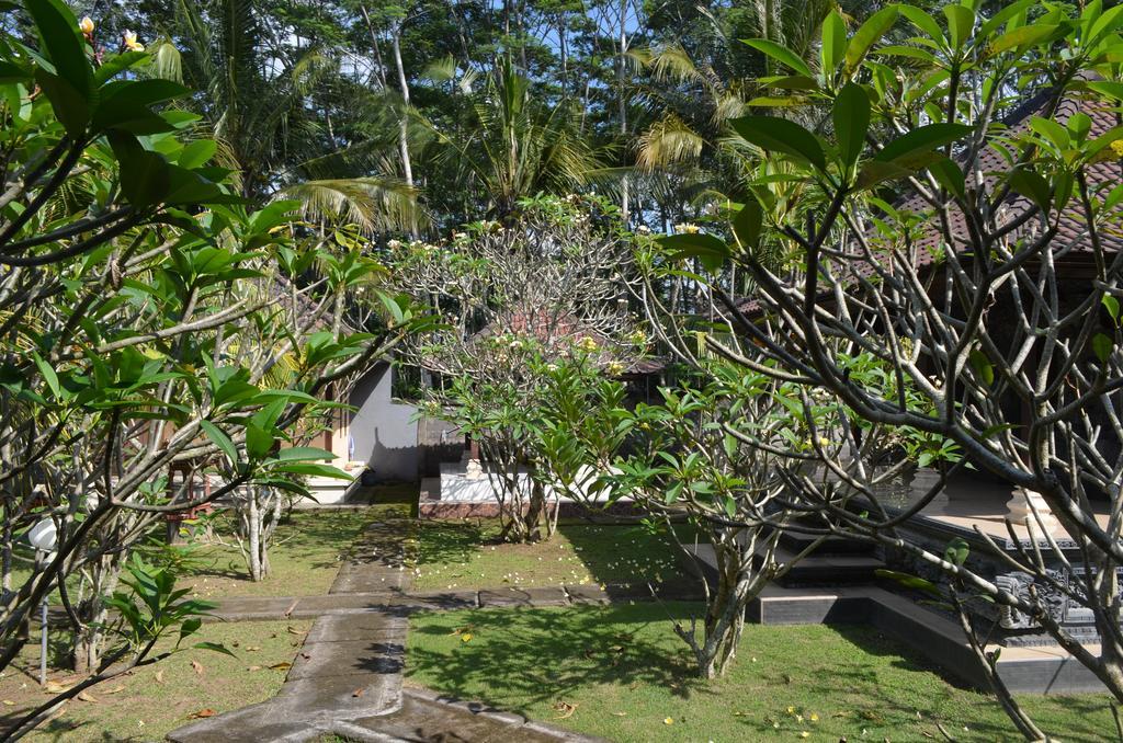 Wahyu Dewata Hotel Gianyar  Exterior photo